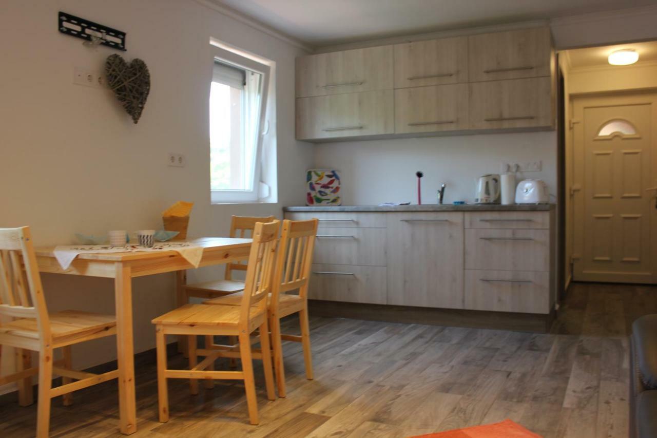 Magnólia Apartman Siófok Exterior foto